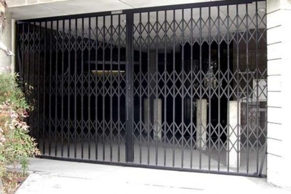 folding gate (1) folding gate (1)
